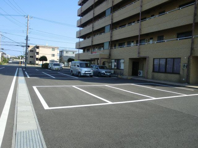 南部マンションの駐車場|駐車場