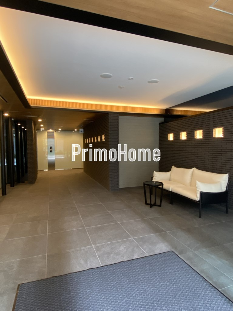 ザ・グランクラッセ日本橋イーストのロビー