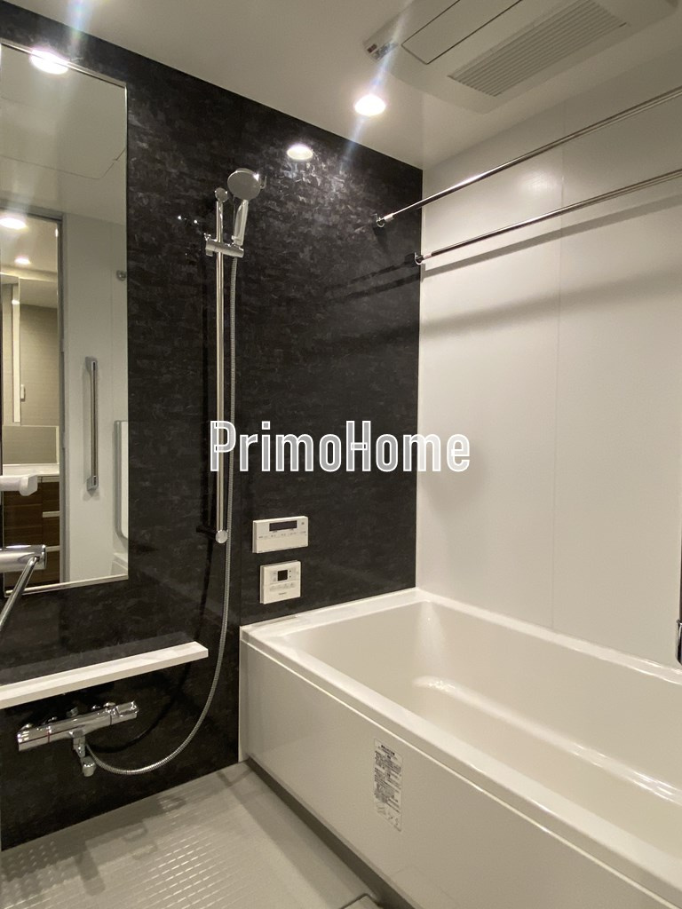 ザ・グランクラッセ日本橋イーストの浴室