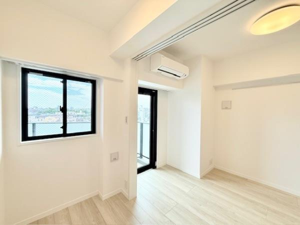 アジールコート町屋の居間・リビング