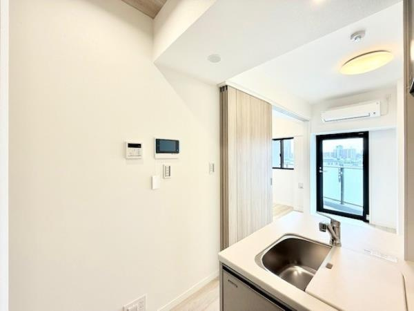 アジールコート町屋の居間・リビング