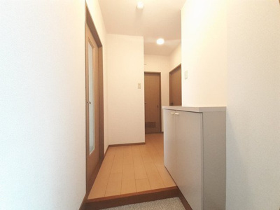 【玄関】 | サンエルディム