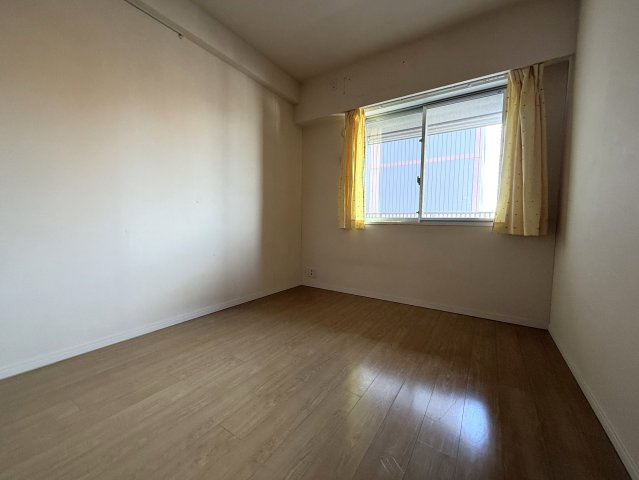 シティハウス川端町の収納