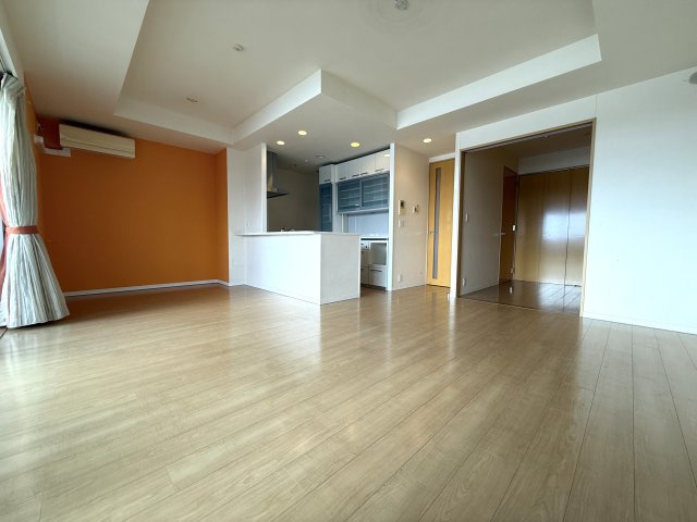 シティハウス川端町の居間・リビング