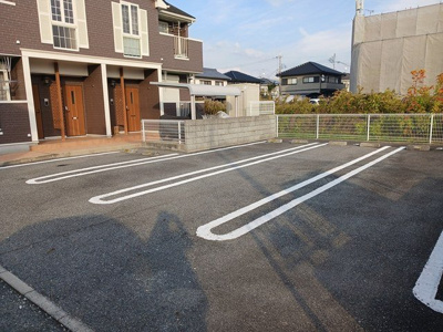 【駐車場】 | エレガンシア