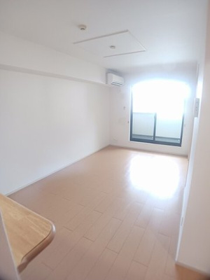 【居間・リビング】 | ファミールハイム