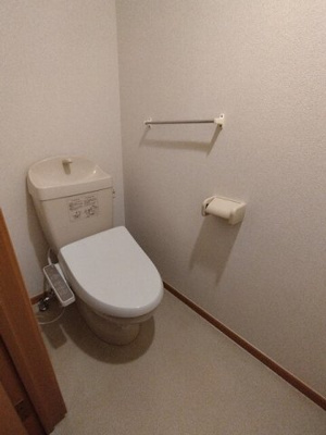 【トイレ】 | ファミィーユⅠ