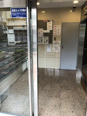 【エントランス】 | ハイタウン梅屋敷 | エントランス 