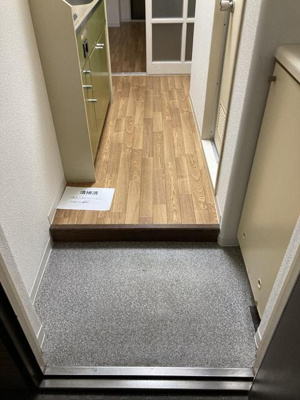 【玄関】 | ハイタウン梅屋敷 |  