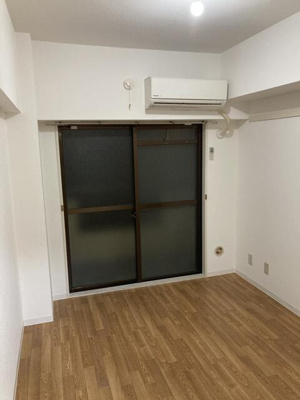 【居間・リビング】 | ハイタウン梅屋敷 |  