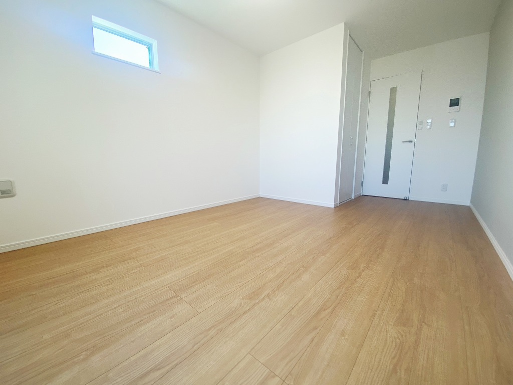 セレーノ西浦和の居間・リビング|別号室の参考写真です。