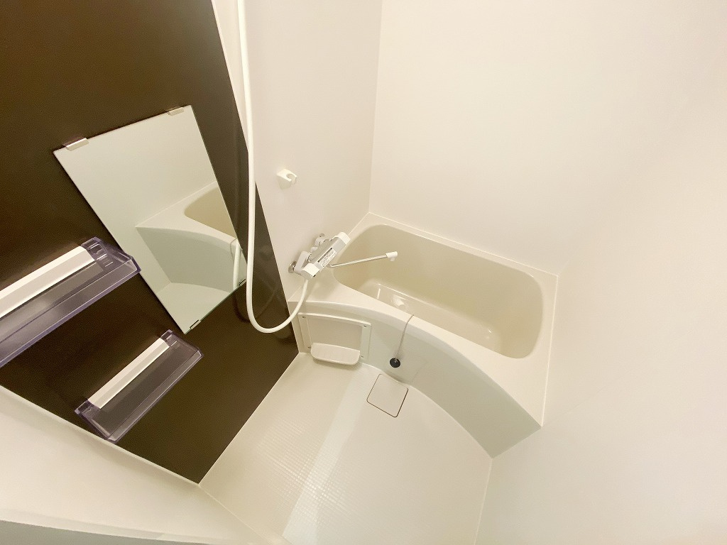 セレーノ西浦和の浴室|別号室の参考写真です。