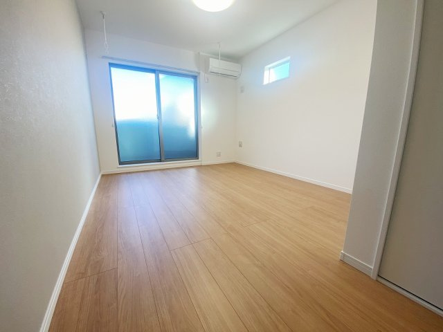 セレーノ西浦和の洋室|別号室の参考写真です。