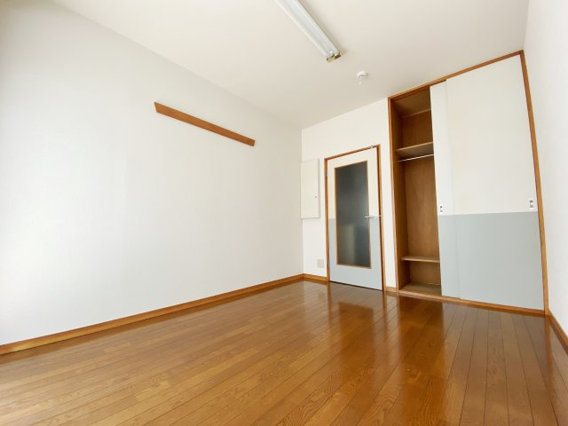 中浦和アローハイツの洋室|別号室の参考写真です。