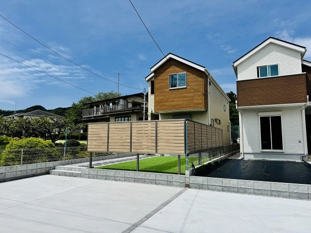 八王子市　下恩方町　新築一戸建て　１期の外観|～長期優良住宅認定　耐震等級3・断熱等級6　並列2台駐車可能～