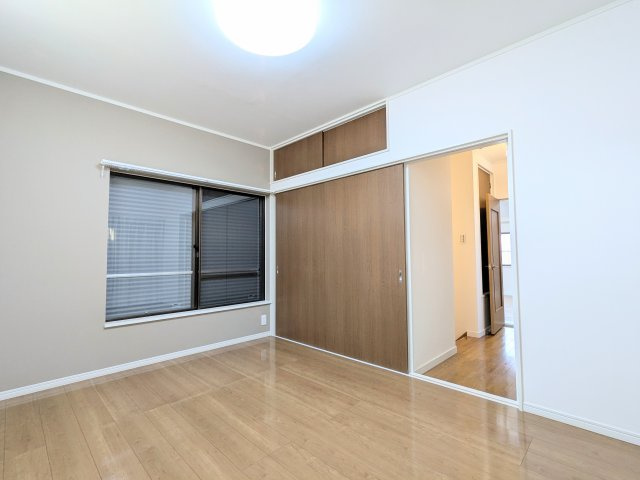 葛飾区西水元６丁目の戸建の洋室|～居室写真～