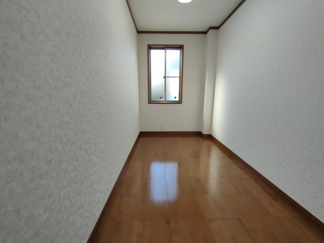 古河市けやき平1丁目　リフォーム物件のその他|〇納戸〇
荷物や趣味が増えても安心の収納スペースを完備！
2026年1月撮影