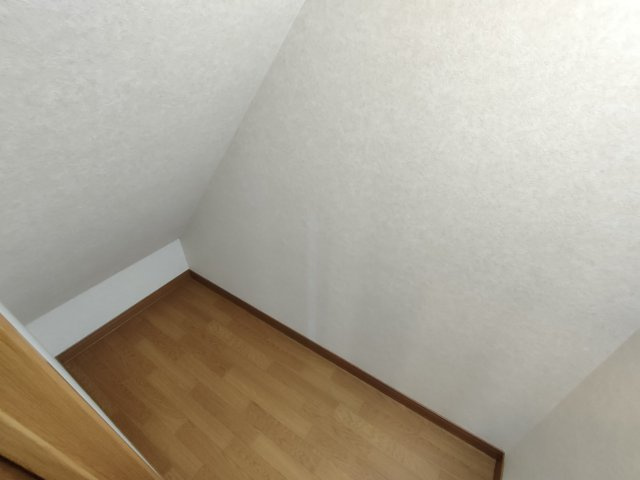 古河市けやき平1丁目　リフォーム物件の収納|〇収納〇
階段下のデットスペースをうまく活用した収納。季節ものなども収納できます♪
2026年1月撮影
