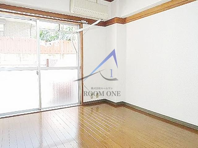 Ｆｌａｔ　Ｉの居間・リビング|洋室のお部屋です。