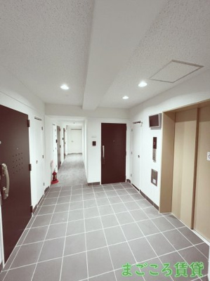 【エントランス】 | YOSHITOMI SANNOU