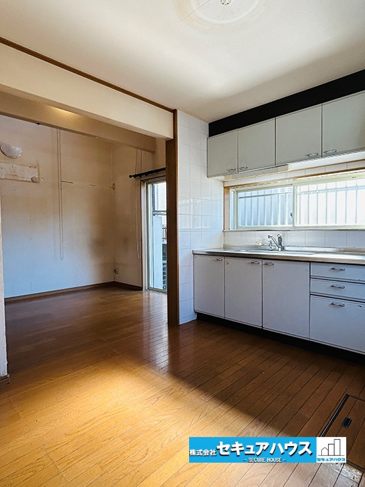 【今からご案内可能♪】東郷町春木台5丁目　中古戸建のキッチン|【キッチン】
◆同時にたくさんの料理が調理できる。「焼く・蒸す・煮る」の工程を同時進行で進めることができるので、料理を素早く作ることができます。育児でバタバタ忙しいママに嬉しい♪