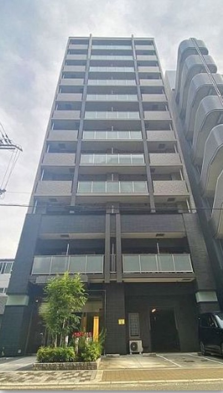 エスリード南森町の外観