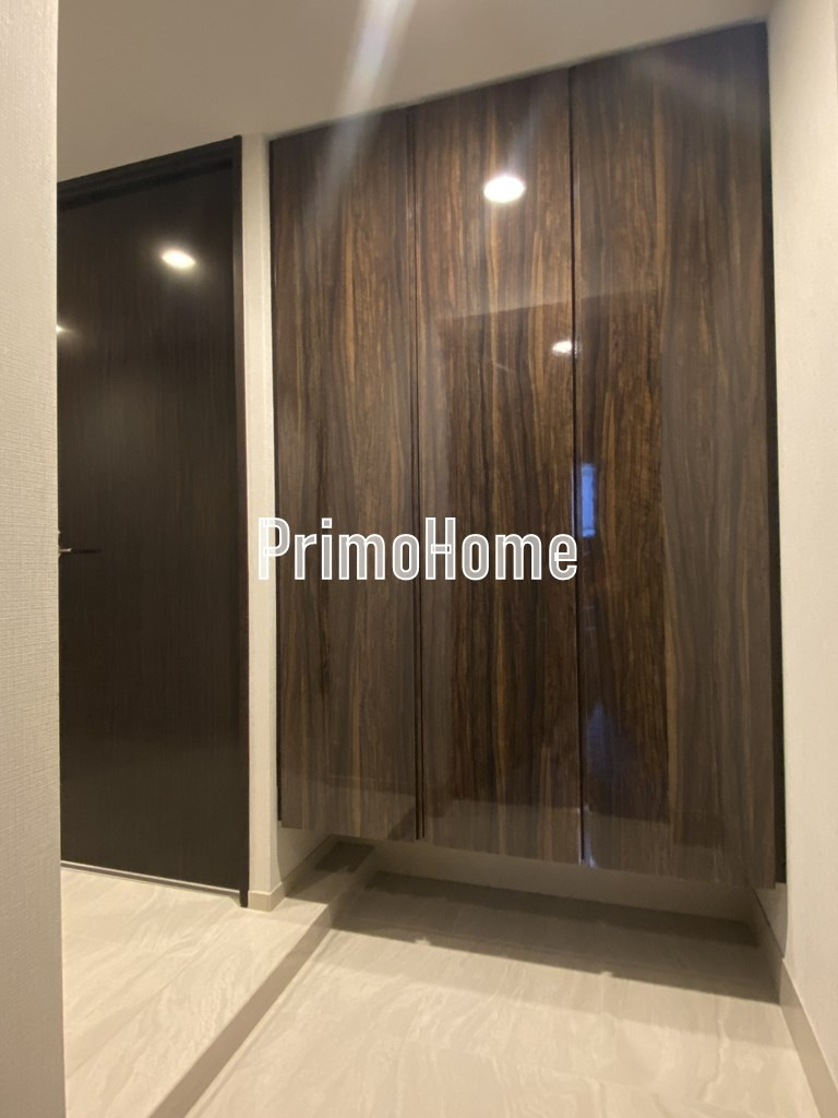 ザ・グランクラッセ日本橋イーストの玄関