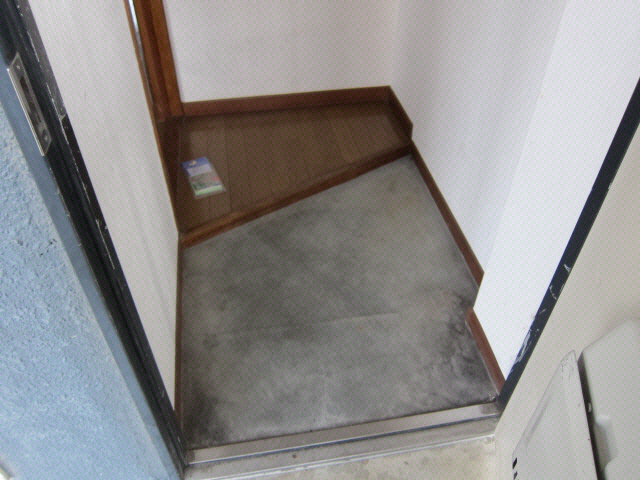 パークサイドＴの玄関