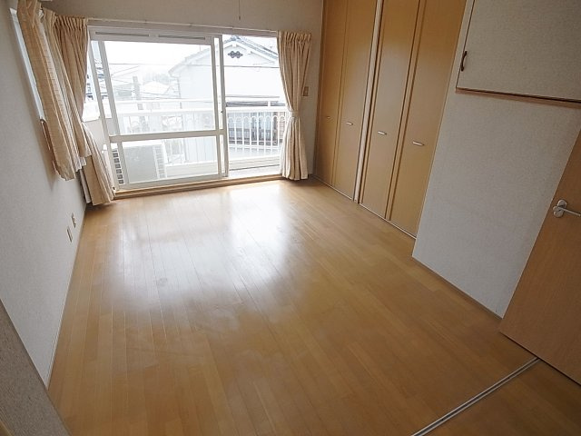 ひょうご夢野ひかりと風の家の居間・リビング|解放感ある広々とした間取り