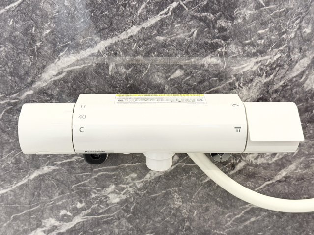 アリエス久留米東の浴室|温度調節ができるサーモ式シャワー水栓