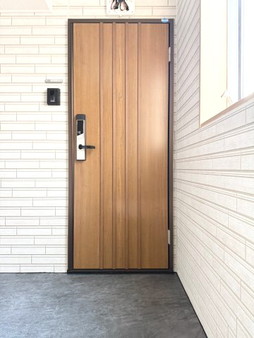 アリエス久留米東の玄関|アリエス久留米東202のおしゃれな玄関入り口