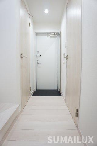 ADC光の森leafの玄関