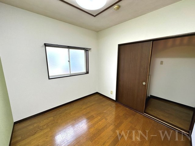 ウイングコート向山 B棟の寝室|イメージ（同建物内別部屋の写真です）