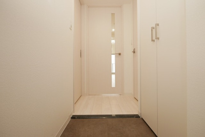 【玄関】 | GENOVIA大阪大正