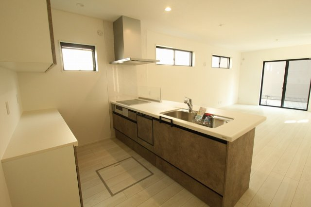 一宮東町　新築戸建　1号棟　【全2区画】の前面道路含む現地写真|接面道路　6.0ｍ