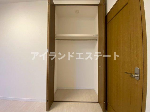 SOCIETY KAKINOKIZAKA ANNEX　敷地内駐車場有　オートロック　ファミリー向けの収納