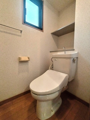 【トイレ】 | ハーベスト・メイセイ | 落ち着いた色調のトイレです