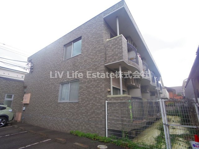 コンフォート　アムール(コンフォートアムール)