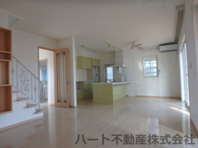 【居間・リビング】 | 西阿知町山本貸家１