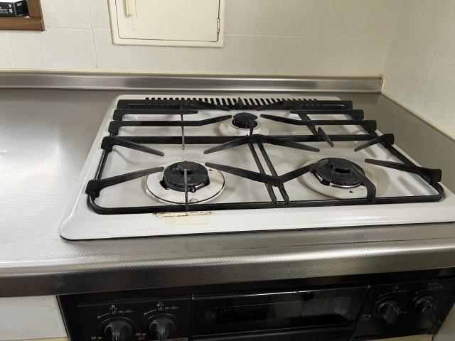 中古住宅　清本町8丁目のキッチン|都市ガスコンロ