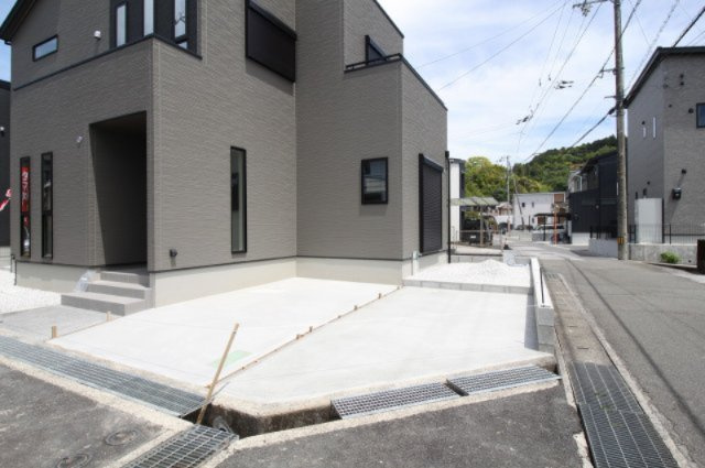 一宮東町　新築戸建　2号棟　【全2区画】の駐車場
