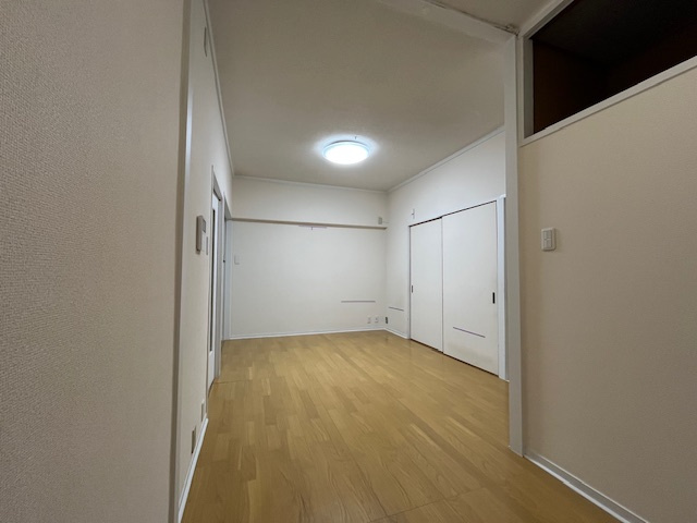 金剛グリーンハイツの居間・リビング