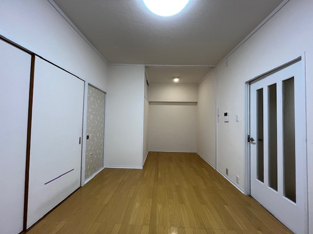 金剛グリーンハイツの居間・リビング