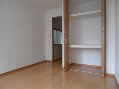 【洋室】 | ゴメイビル | 5.8帖