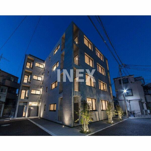 横浜市鶴見区鶴見中央５丁目の賃貸マンションの外観