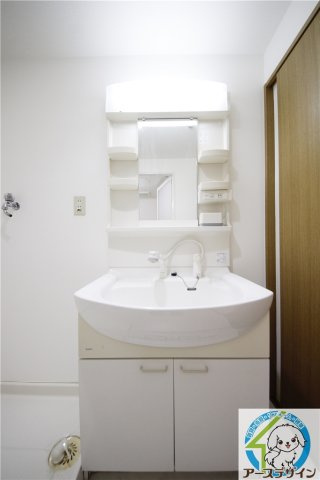 グランドシャリオの独立洗面台|※類似部屋