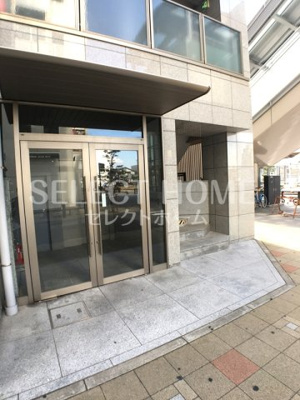 【エントランス】 | ウィング駅前ビルディング | 清潔なエントランスです