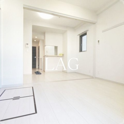 【居間・リビング】 | ラヴァンス | 洋室のお部屋です。