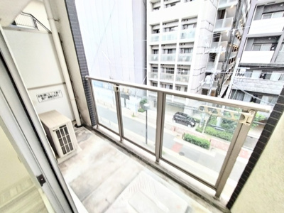 【バルコニー】 | フレアコート新大阪 | 落ち着いた時間を過ごせるバルコニーです