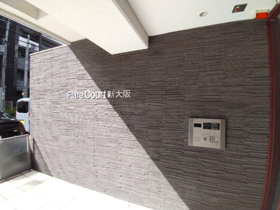 【エントランス】 | フレアコート新大阪 | 落ち着いたエントランスです